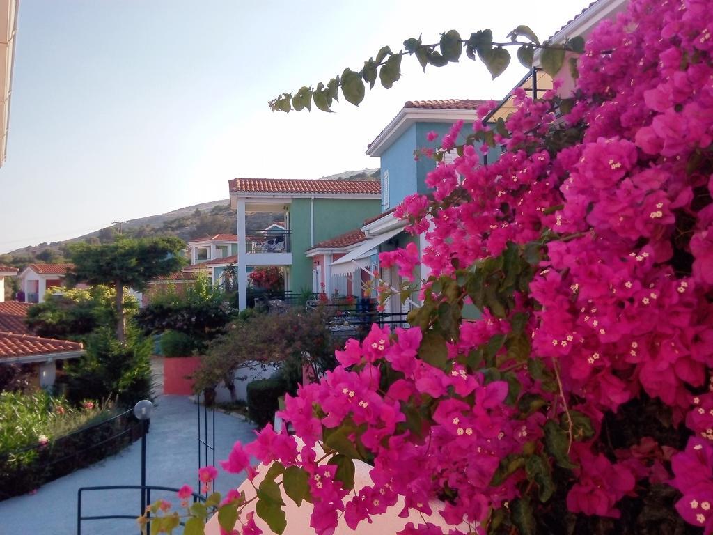 Porto Skala Hotel Village Exterior foto